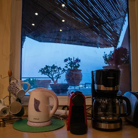 Rooftop With Sea View In * 罗希姆诺